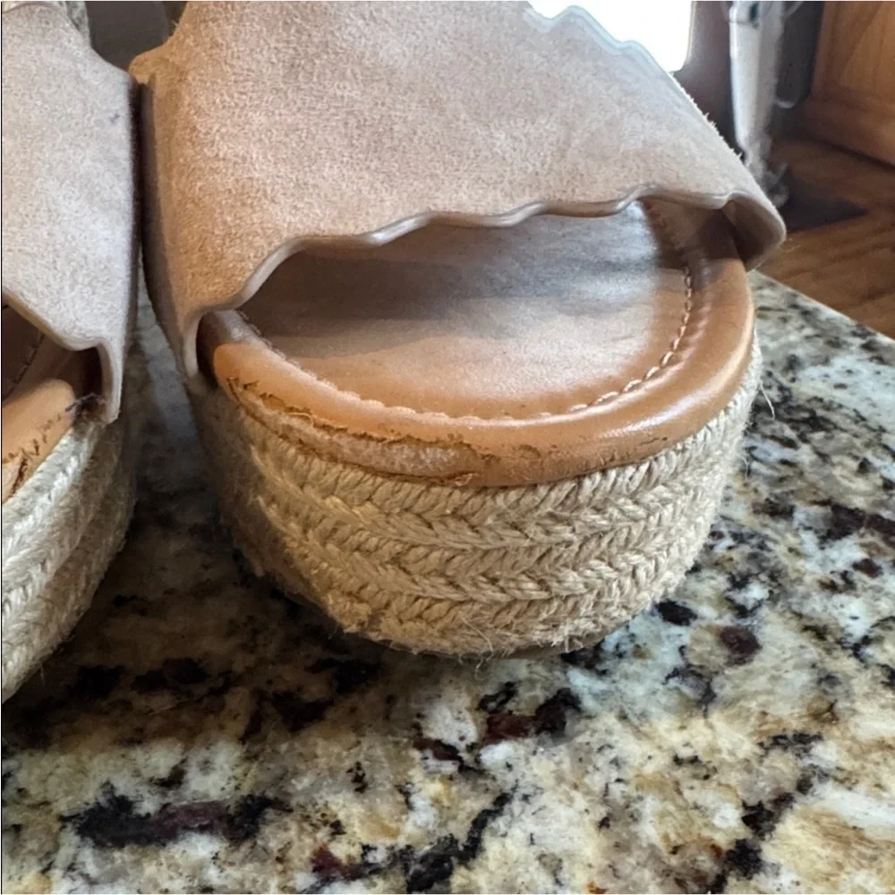 J by J. Crew scalloped tan suede platform espadrilles Size 10.5